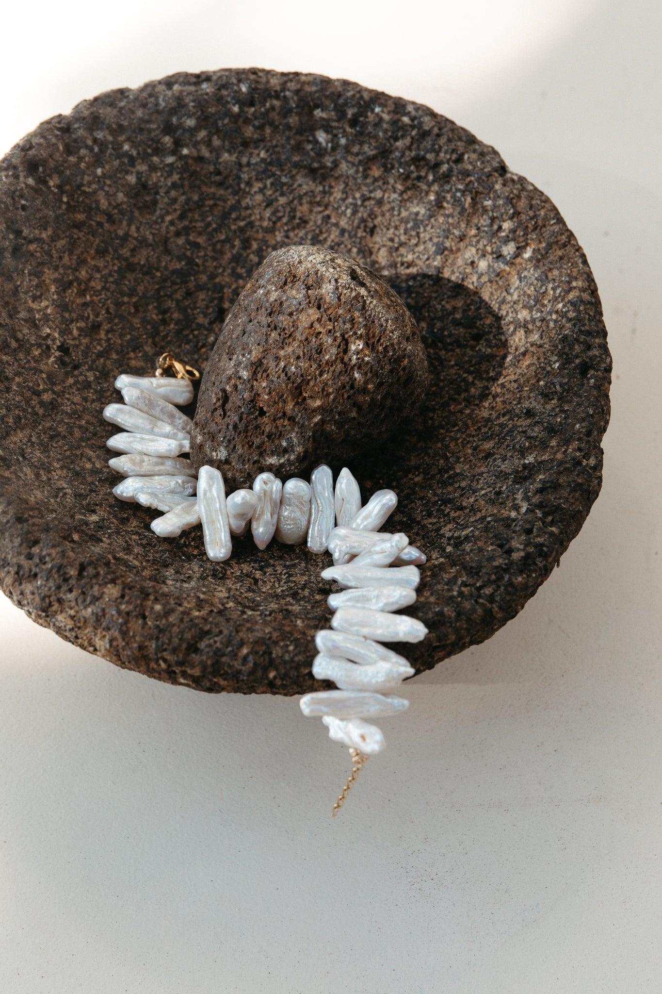 Pourquoi l’acier inoxydable est un mauvais choix pour vos bijoux ?