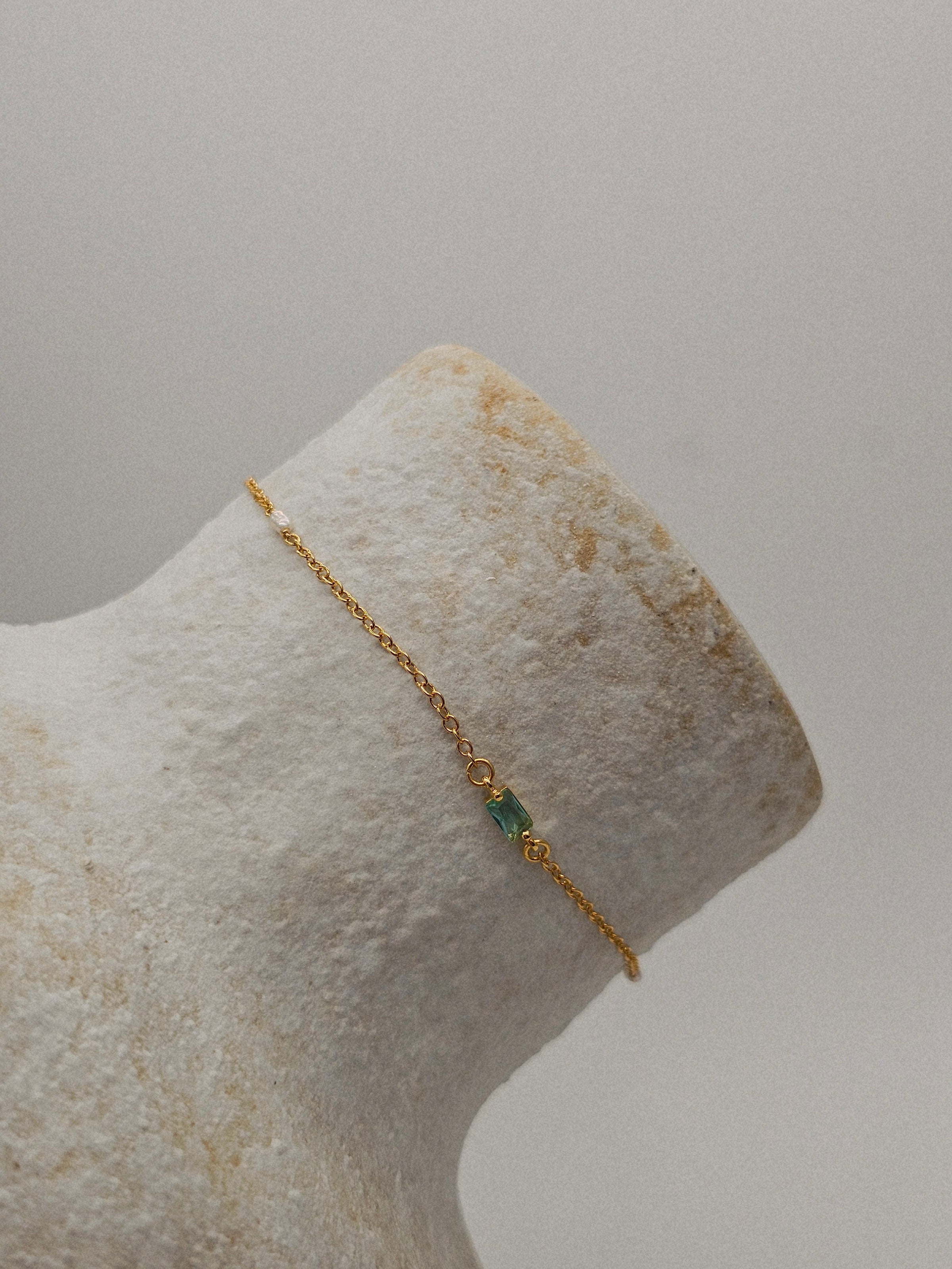 THE ESSENTIALS COLLECTION