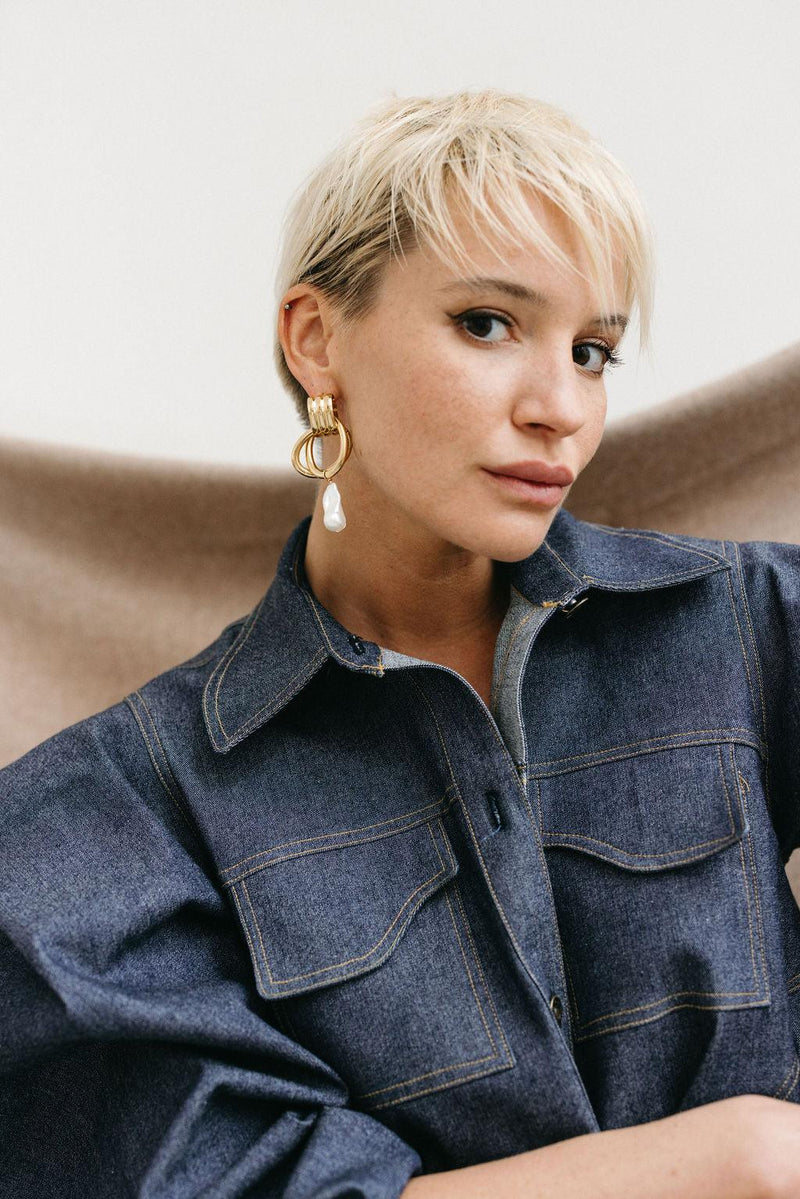 Boucles d'oreille maxi, tendance et haut de gamme, de fabrication française.