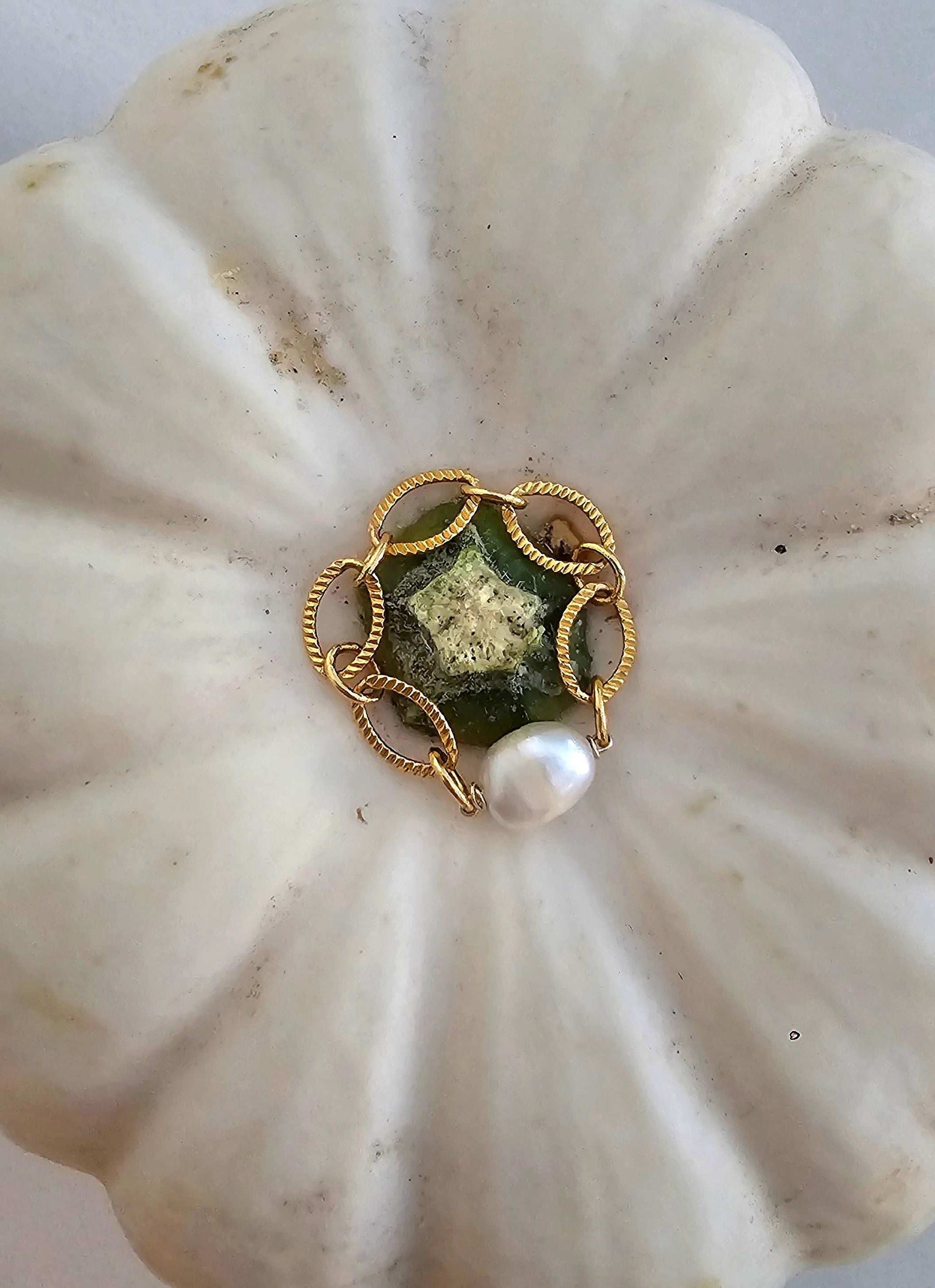 Bague plaquée or avec perles