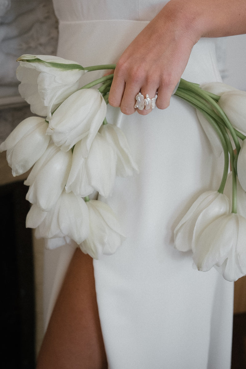 Bague en perle de culture baroques par la maison GISEL B. 