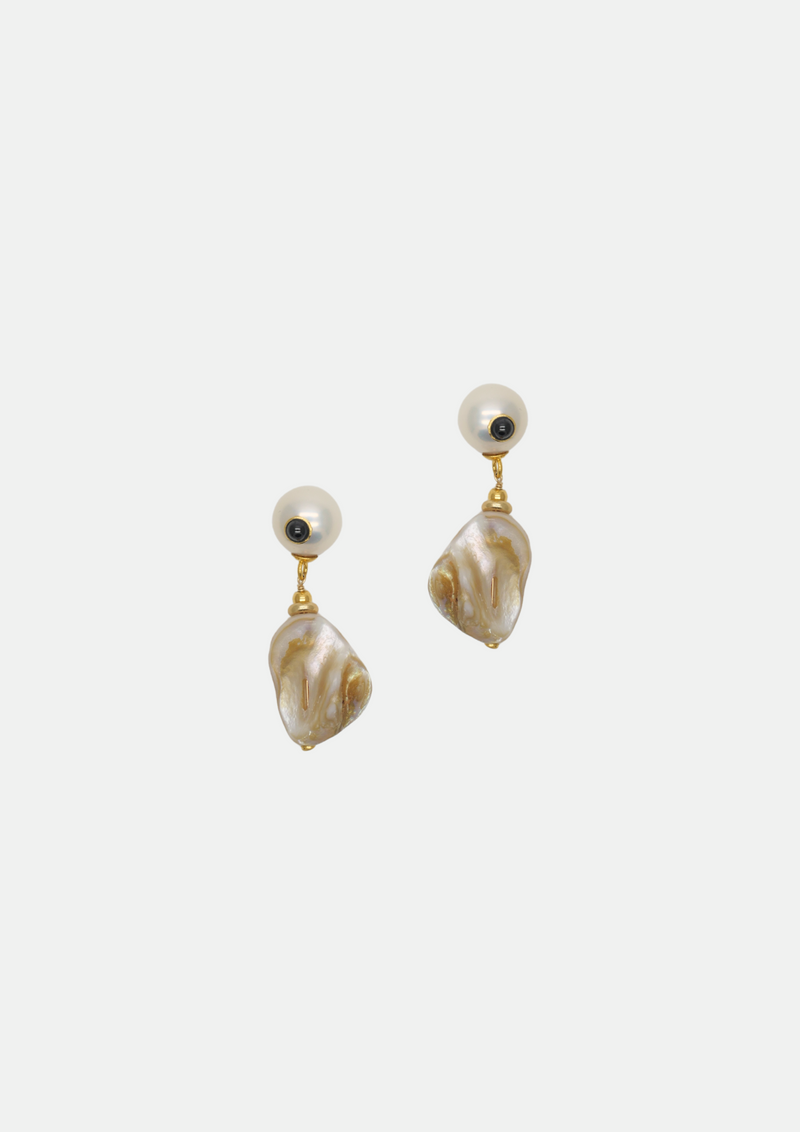 Boucles d'oreilles longues en perles et coquillages