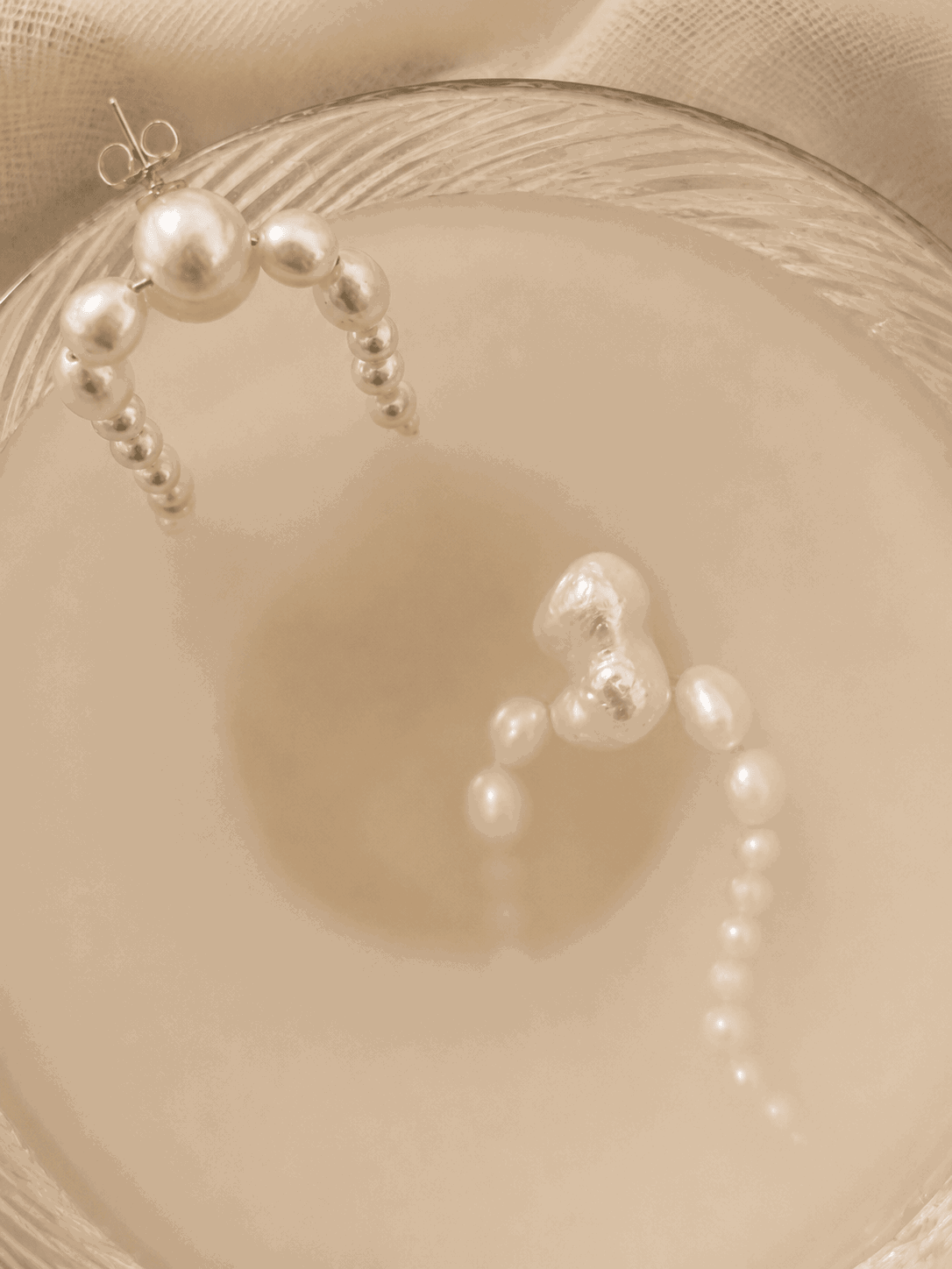 Boucles Jess pendantes en perles baroques