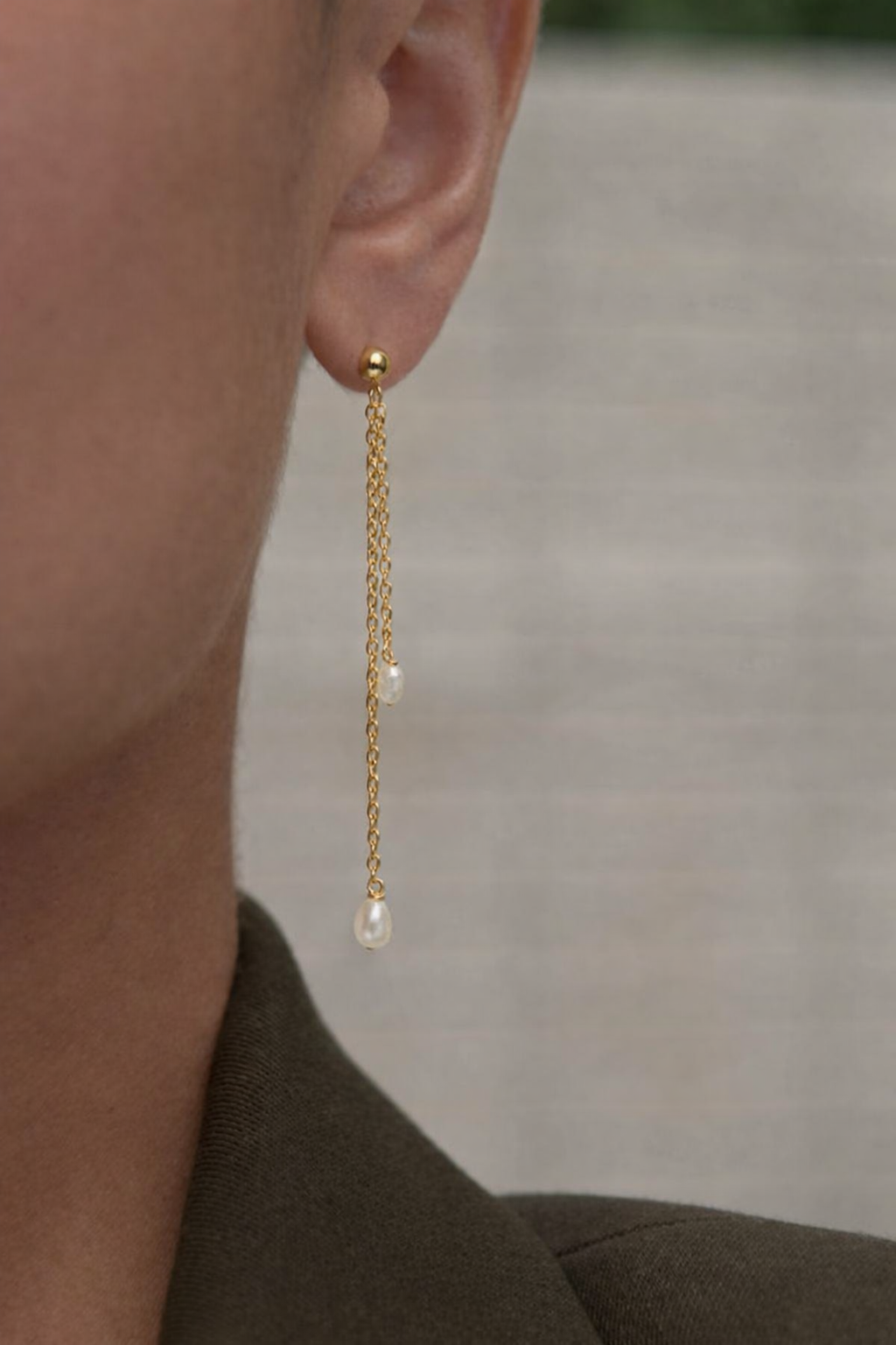 Boucles longues en perles et chaine