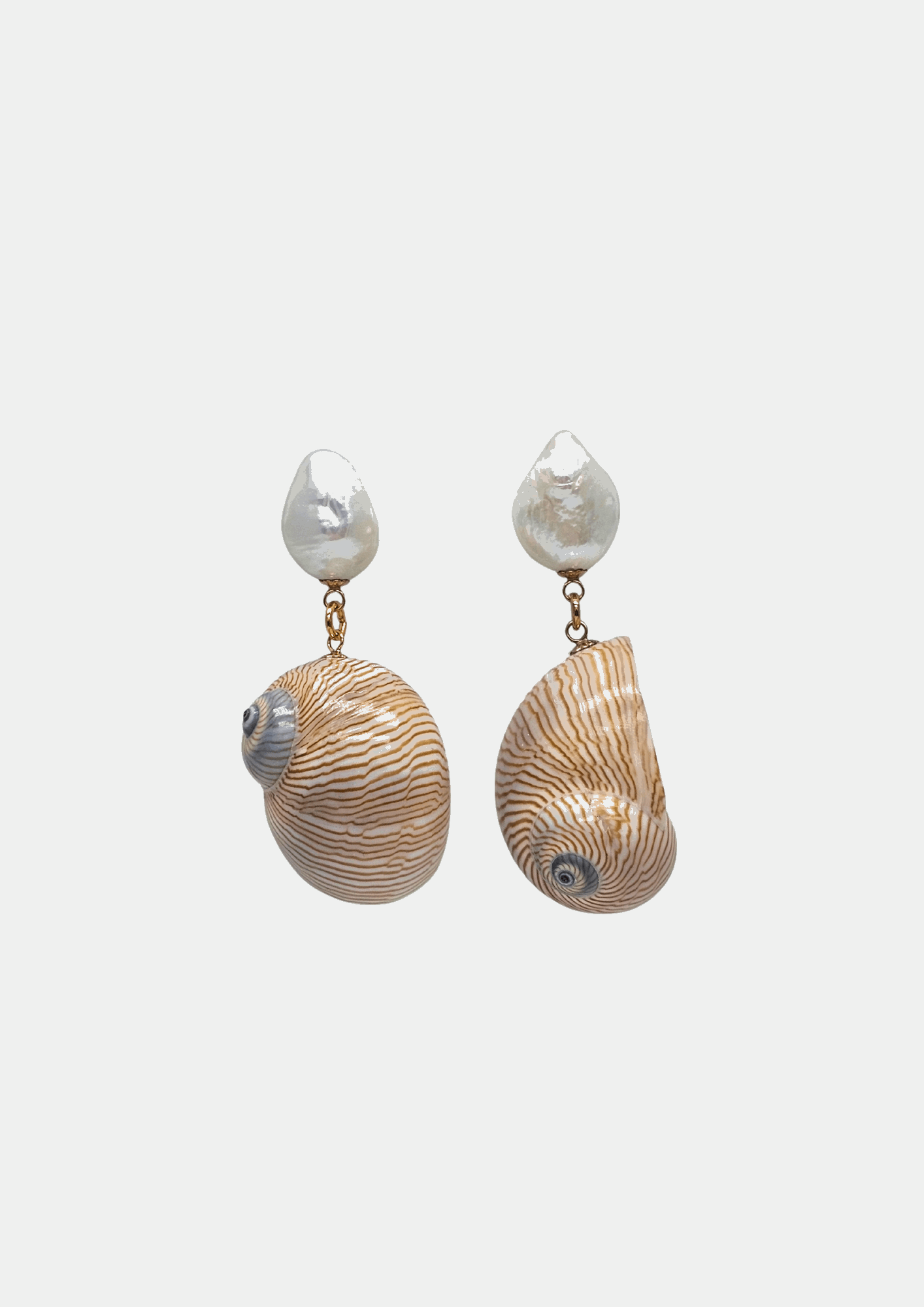 Boucles d'oreilles coquillage en or