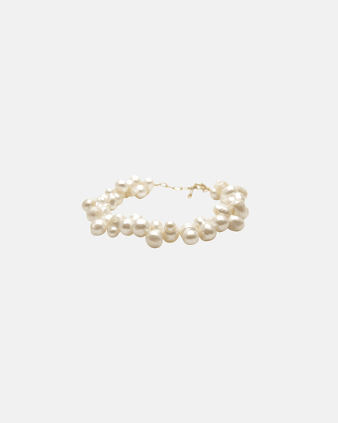 Bracelet Rita avec des doubles perles de cultures blanches et épais fait main en France dans notre atelier à Valence 