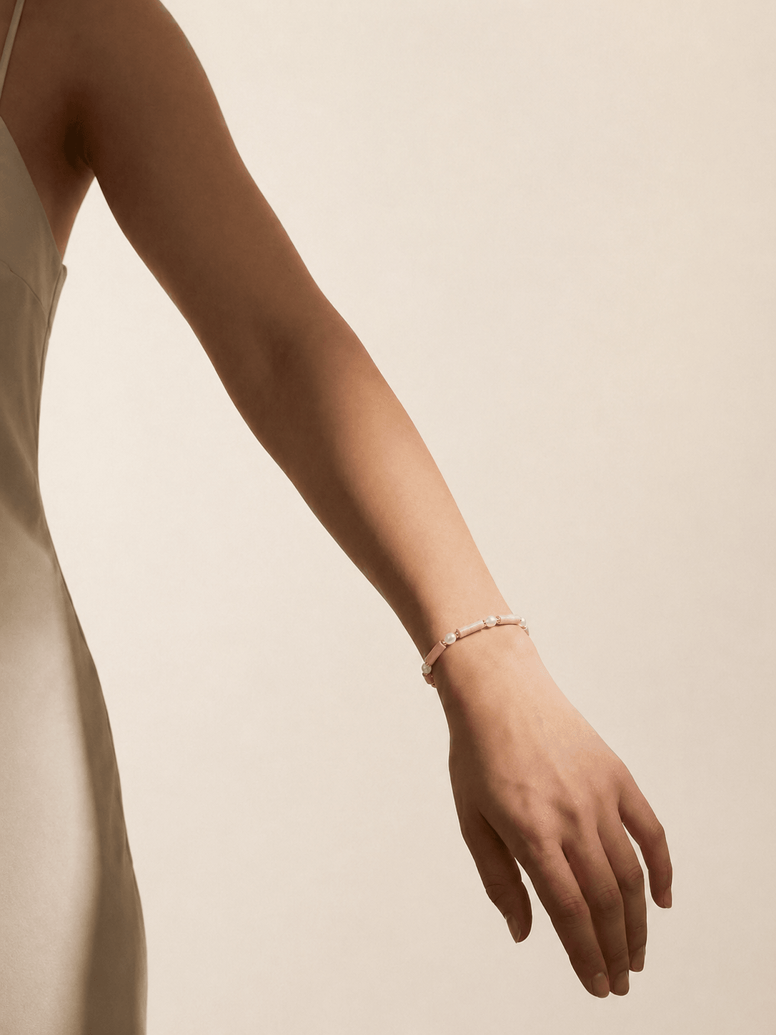 Bracelet en jaspe et en perles de culture par la.maison GISEL B