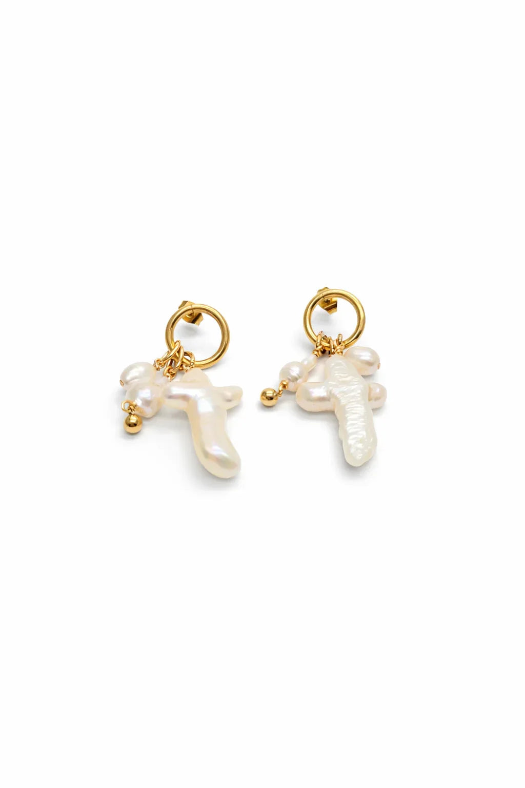 Boucles d'oreille Avril croix