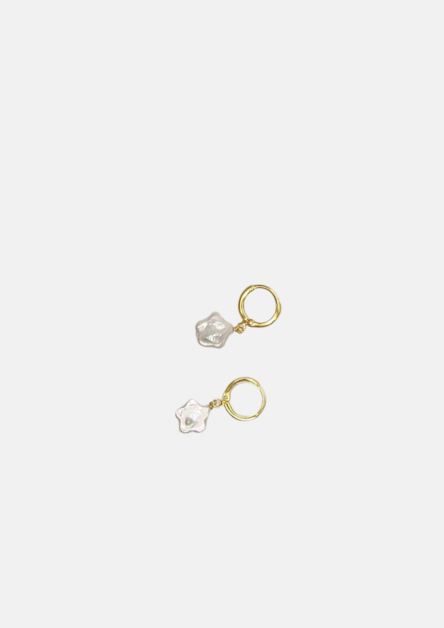 Alexiane flower hoop earrings - 3 colors