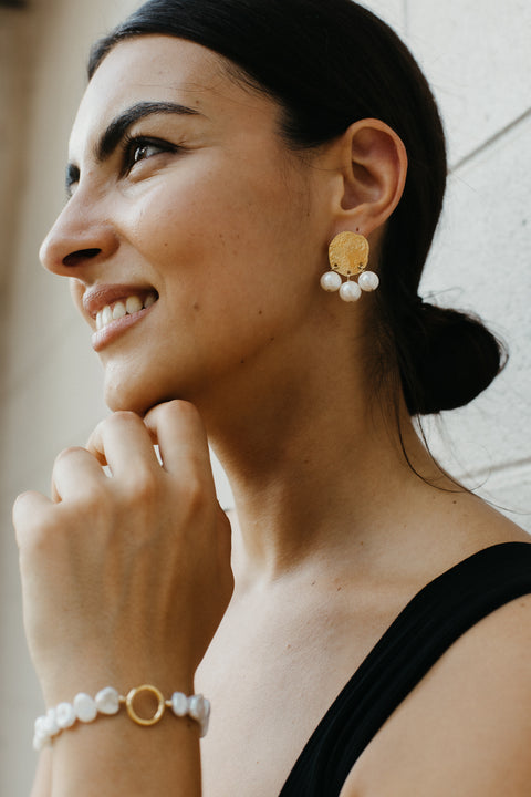 Rosa 3 pearl earrings