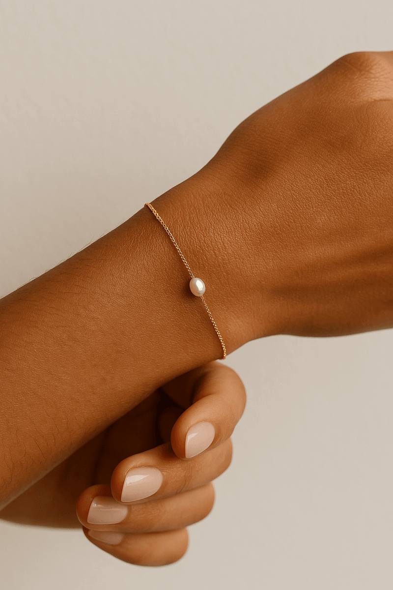 Joli bracelet avec une perle de culture 