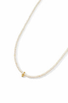 Collier fin en perles Erine