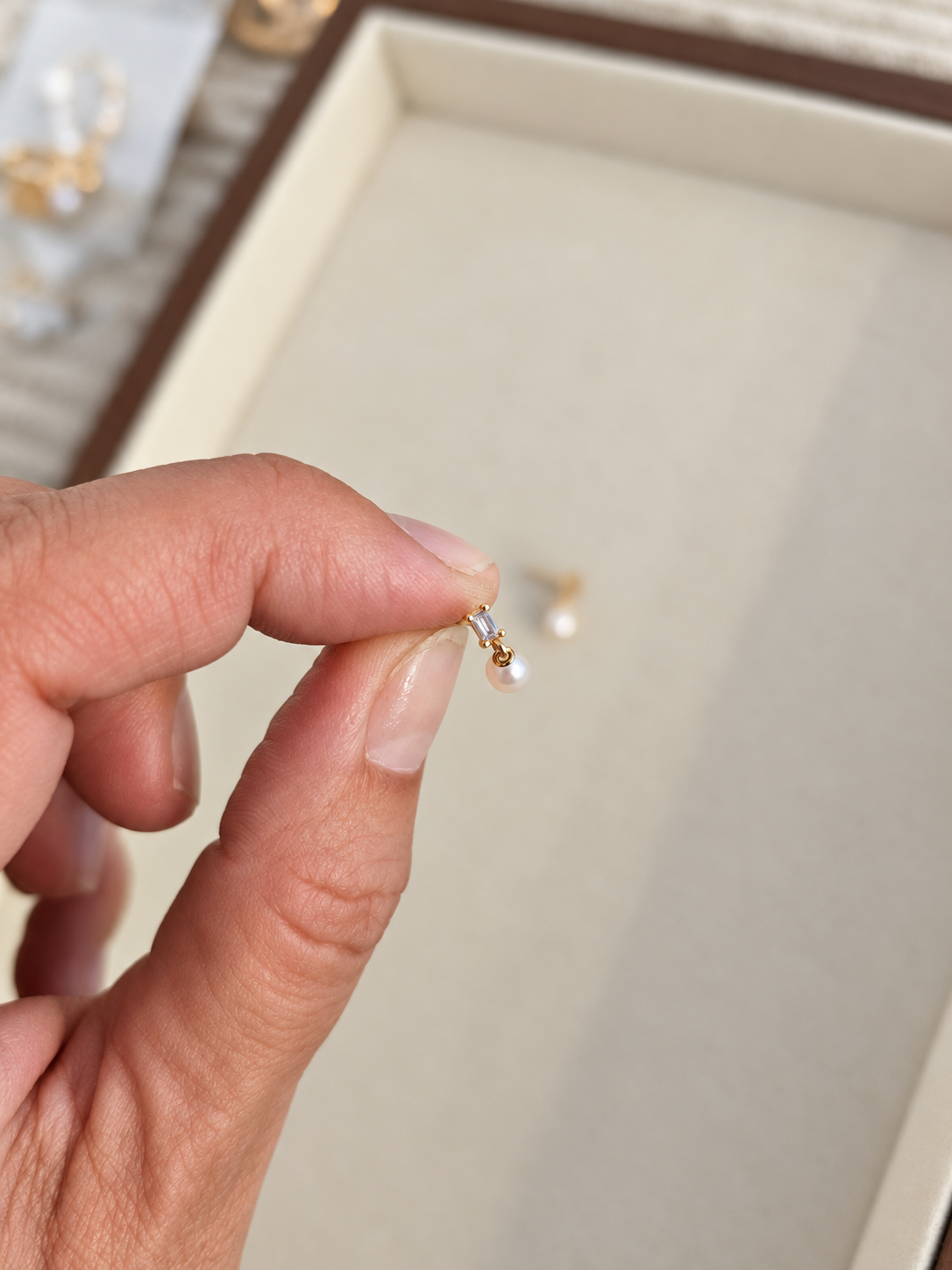 Mini boucles d'oreilles en perles