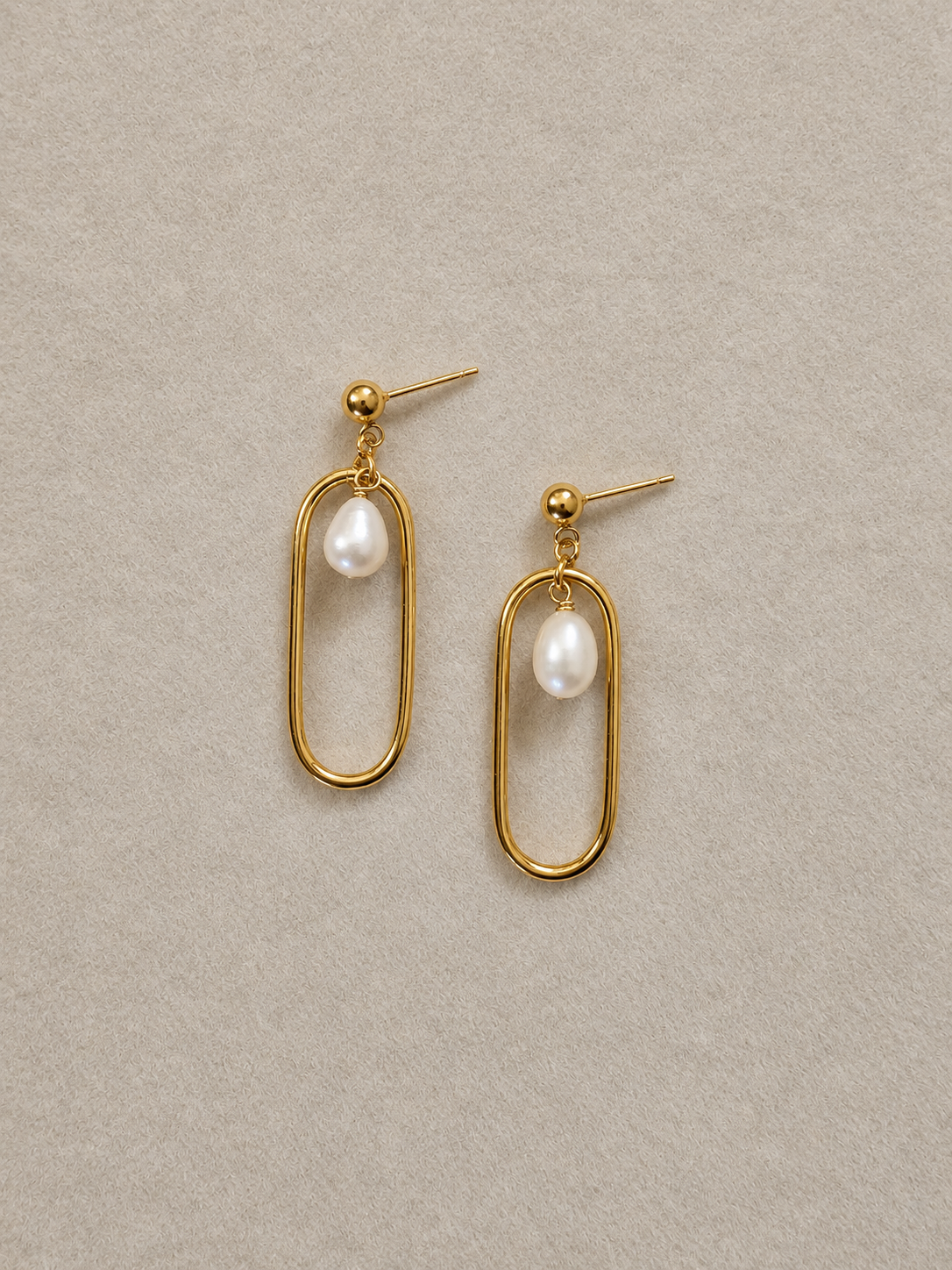 Boucles ovale nacre