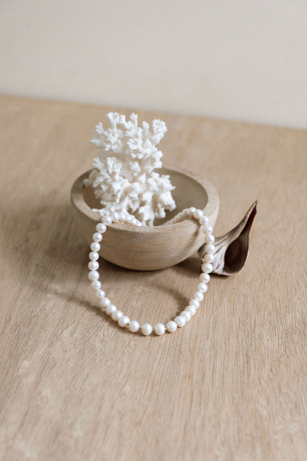 Rise Pearl Necklace