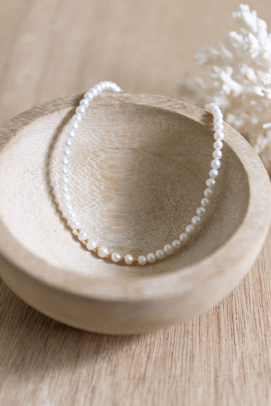 Rise Pearl Necklace